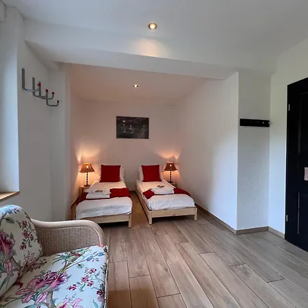 Le Manoir 2