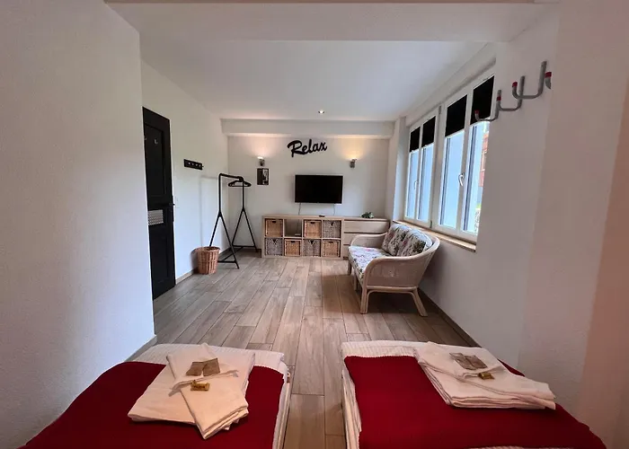 Апартаменты Le Manoir 2 *