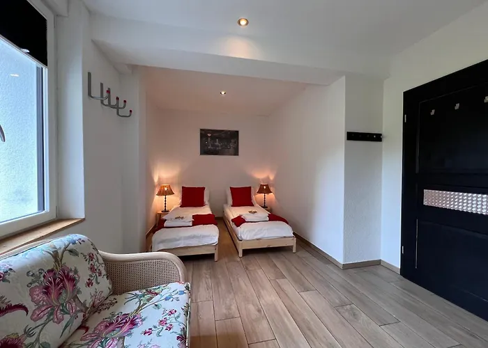 Le Manoir 2